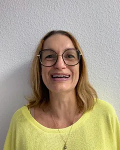 Julie Fagot, membre active du club de badminton Le Volant de l'Esquirot de Sainte-Hélène
